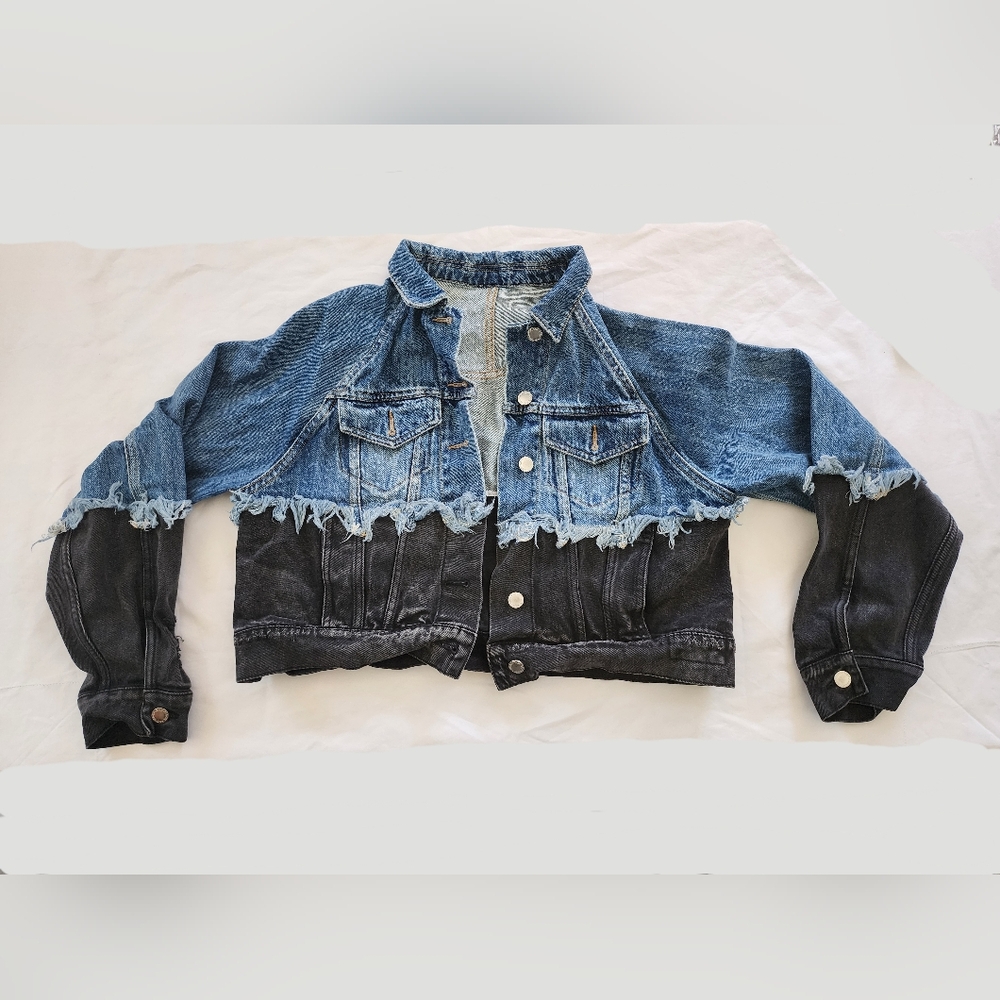 J.ING Two-Tone Cropped Denim Jacket - Blue & Black (sz small)